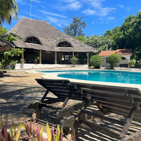 2Livu Villas Watamu Luaran gambar