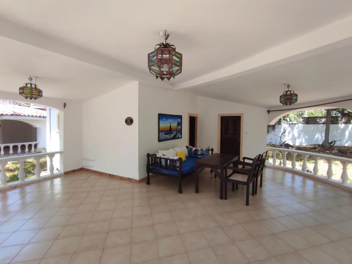 2Livu Villas Watamu Luaran gambar