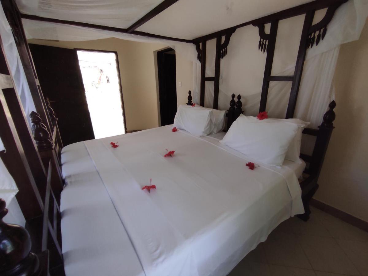 2Livu Villas Watamu Luaran gambar