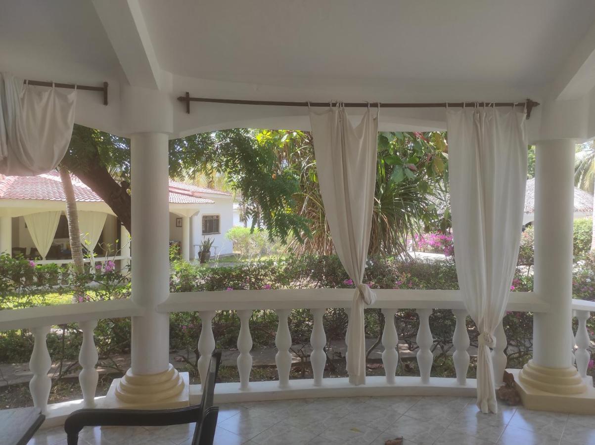 2Livu Villas Watamu Luaran gambar