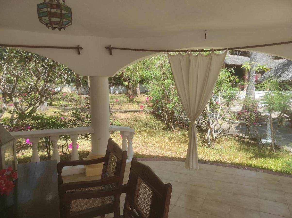 2Livu Villas Watamu Luaran gambar