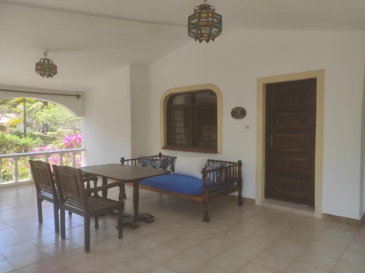2Livu Villas Watamu Luaran gambar