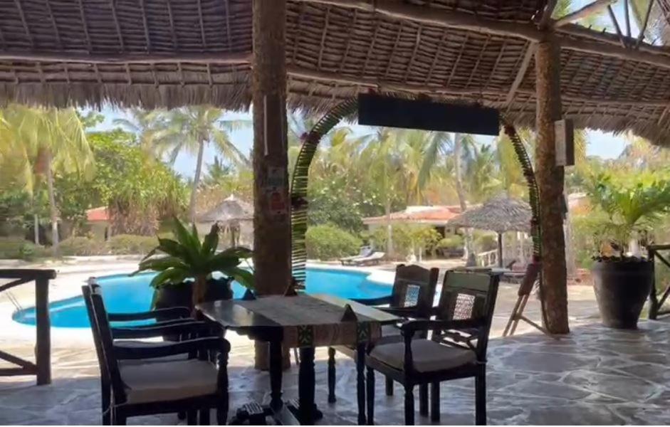 2Livu Villas Watamu Luaran gambar