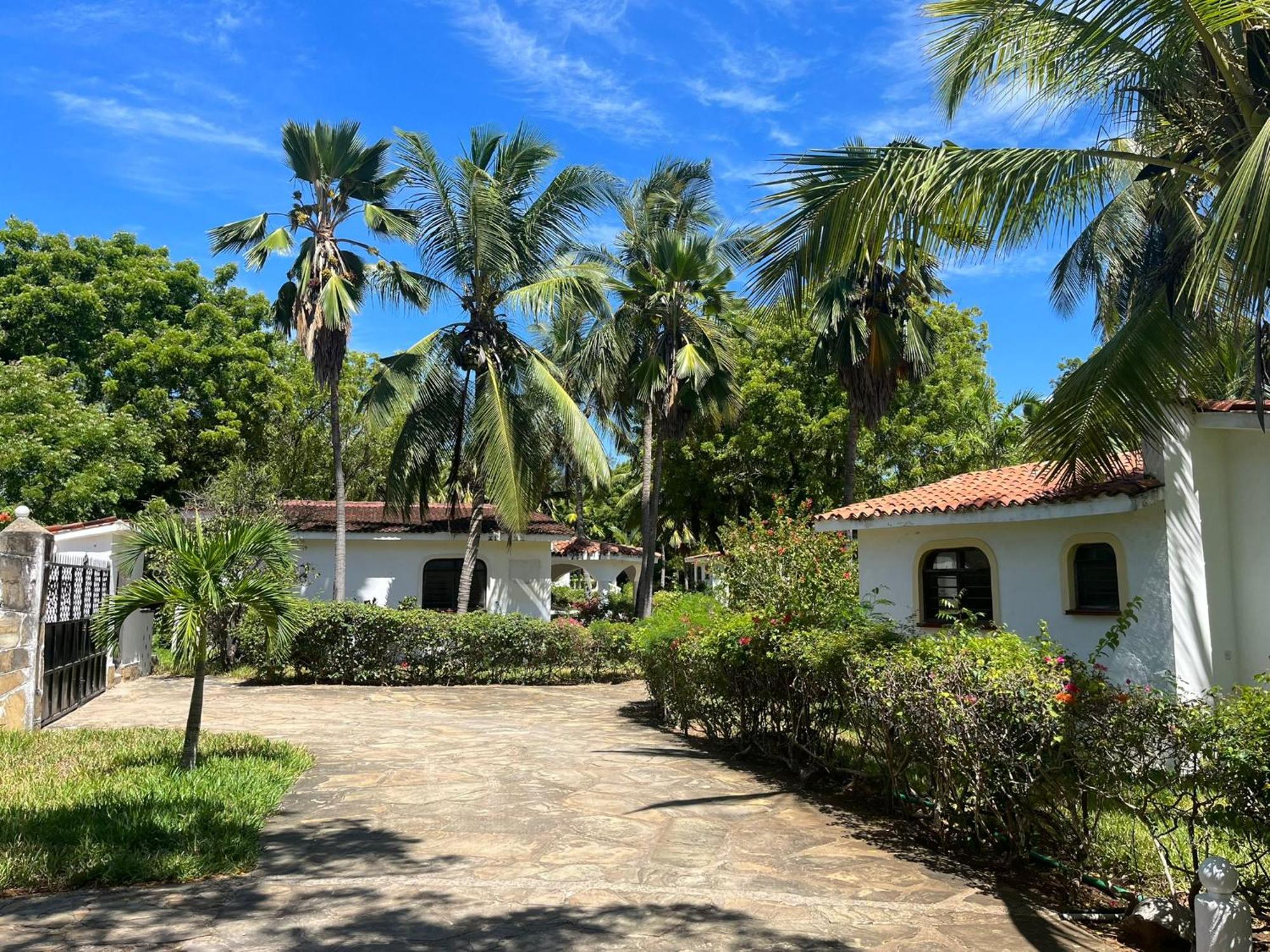 2Livu Villas Watamu Luaran gambar